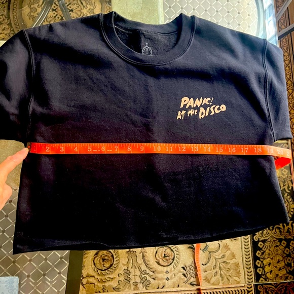 PANIC! AT THE DISCO Official 2018 Pray for the Wicked Crew Neck Crop Sweater S - Picture 6 of 10